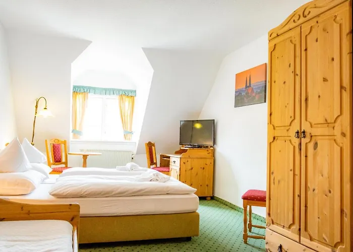 ホテル & Restaurant Brauner Hirsch